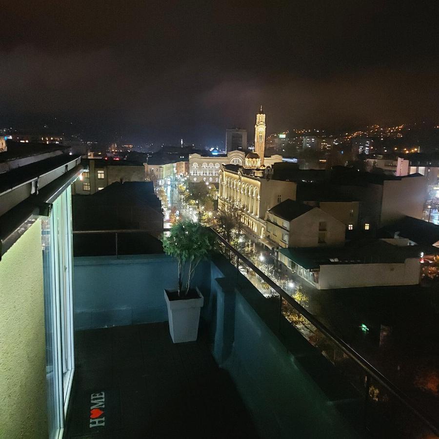 Apartman Pozoriste Penthaus Баня Лука Екстериор снимка