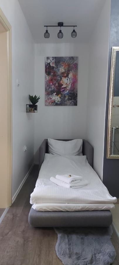 Apartman Pozoriste Penthaus Баня Лука Екстериор снимка